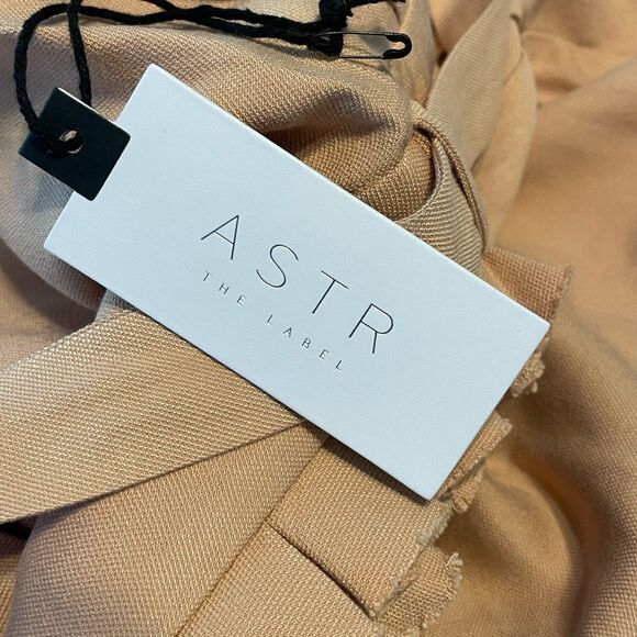 Astr The Label Pacific Pleated Tie Waist Shorts Peach Papaya High Waist M - Picture 9 of 9